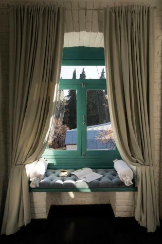Unfound Door - Design Hotel