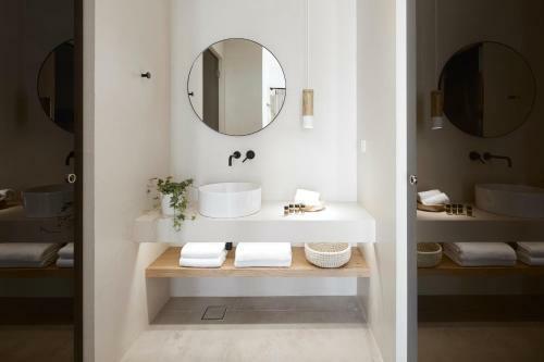 Hotel Arco Solium Suites