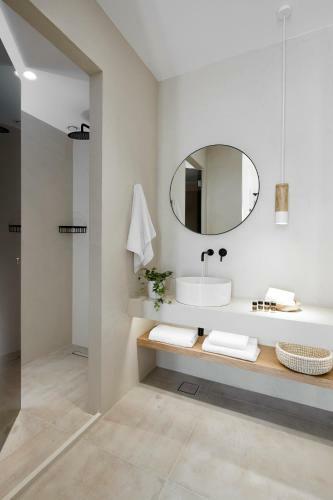Hotel Arco Solium Suites