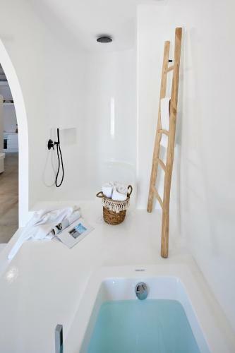 Hotel Arco Solium Suites
