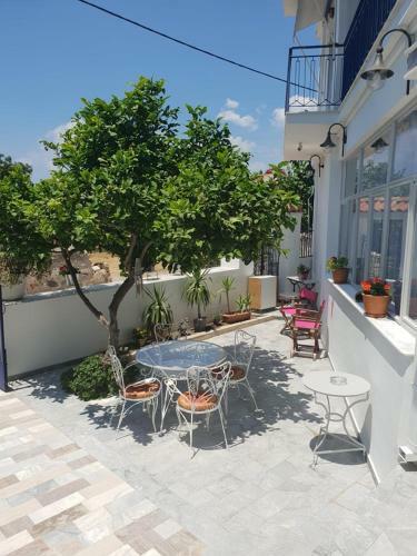 Aphrodite Art Hotel Aegina