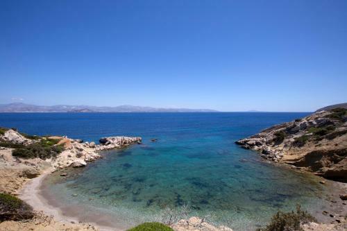 Villa Aphrodite � Elegant Villa, Sea Views, Designer Renovation