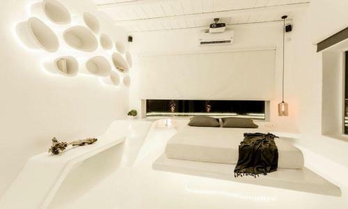 Ano Mera Villa Sleeps 8 With Pool And Air Con