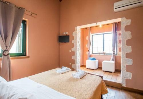 Armenoi Villa Sleeps 6 With Pool And Air Con