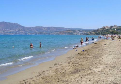 Armenoi Villa Sleeps 6 With Pool And Air Con