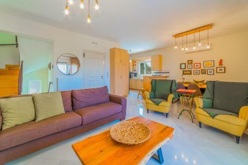 Estella Villa With Pool, Children Area, Bbq & Magnificent Views!