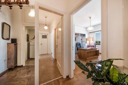 Archaelogical Museum / Downtown Elegant Apartment