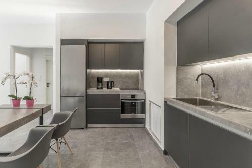 Winsome City Apartment