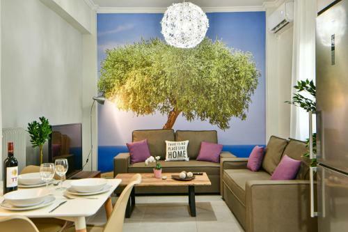 Fresh & Renovated Apartment Next To Metro Station