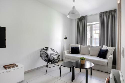 Supreme B2 Apartment In Syntagma