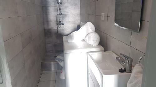 Palette Apartment Alice Blue - Athens Center, 3 Bd, 2 Bath