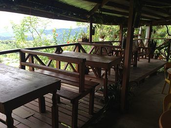 D'villa Rina Ria Lodge