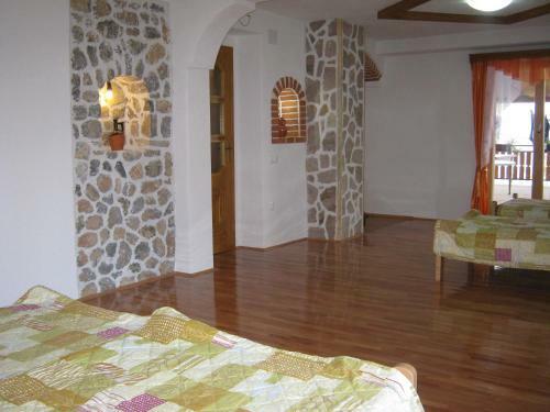 Hostal Risto's Guest House