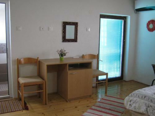 Hostal Risto's Guest House