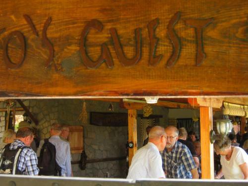 Hostal Risto's Guest House