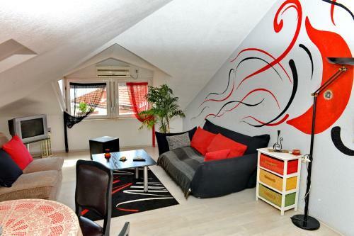 Eke Irin Apartments