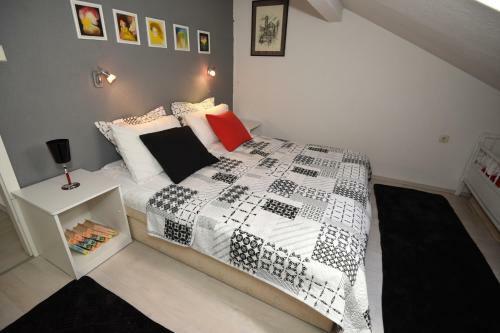 Eke Irin Apartments