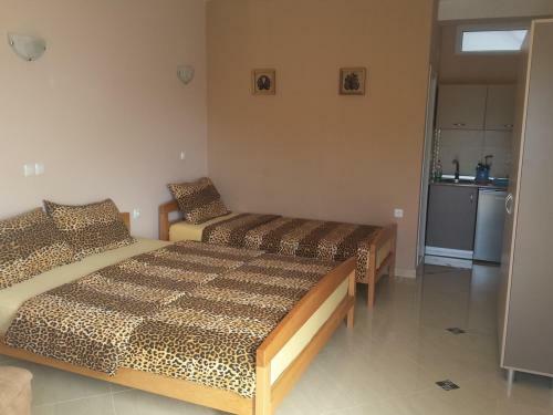 Hostal Nasteski Guest Rooms