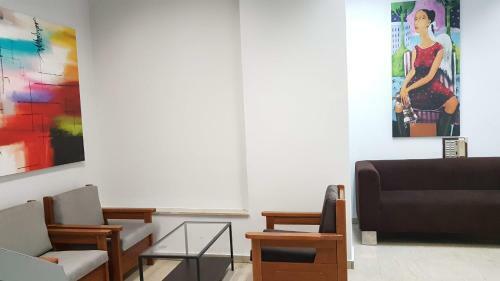 Palette Apartment Carmine - Athens Center, 6 Bd, 3 Bath