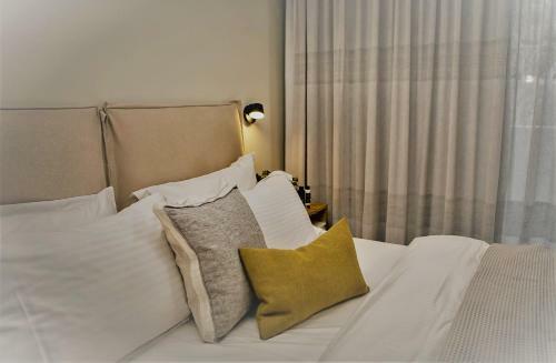 Hotel Mirivili Rooms & Suites