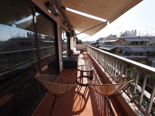 Sophia's Penthouse Apartment With Acropolis View From Big Terrace