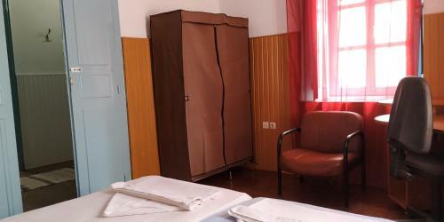 Agia Marina Center Town, Catia