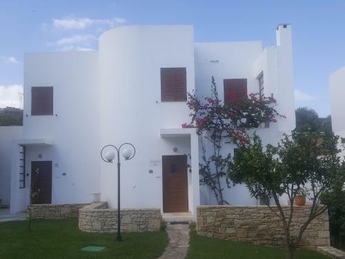 Splendid Holiday Home In Crete With Swimming Pool