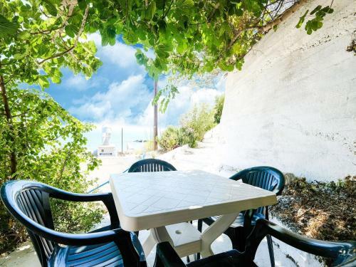 Graceful Apartment In Therma With Balcony
