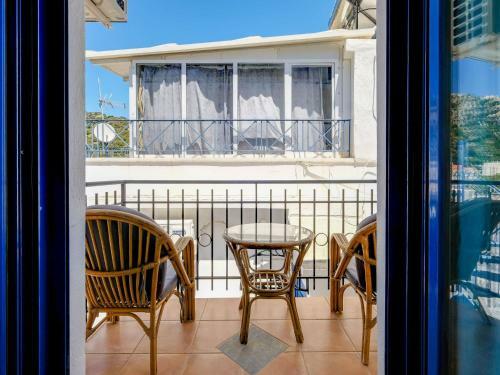 Graceful Apartment In Therma With Balcony