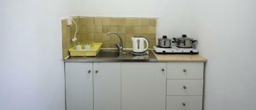 Hostal Room In Apartment - Corfu Room Apartments