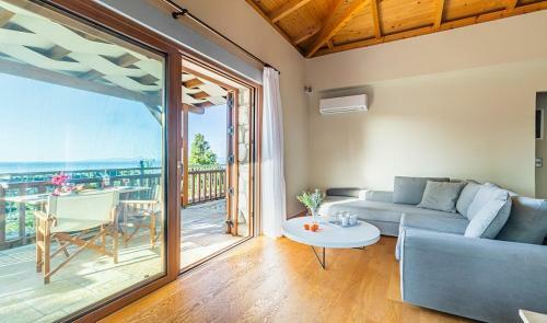 Agios Nikitas Resort Villas