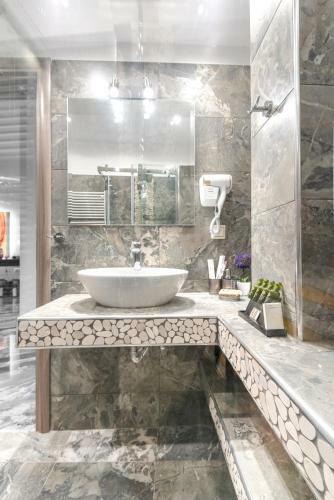 Athina Luxury Apartments
