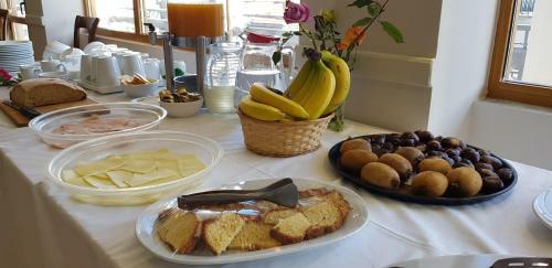 Parnon Hotel