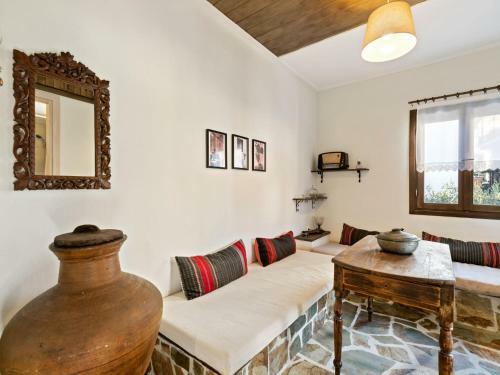 Cosy Apartment In Agios Nikolaos With Garden