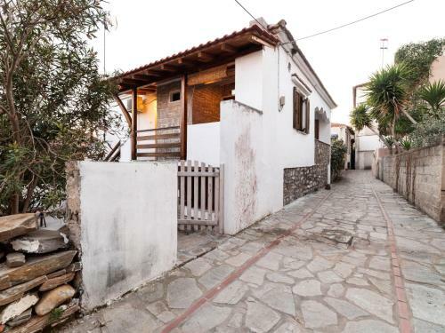 Cosy Apartment In Agios Nikolaos With Garden