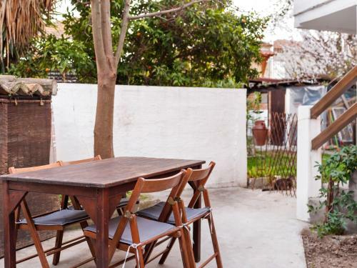 Cosy Apartment In Agios Nikolaos With Garden