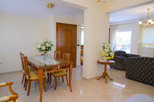 Luxury Apartment Anavissos