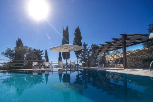 Ahai Paxos Villa