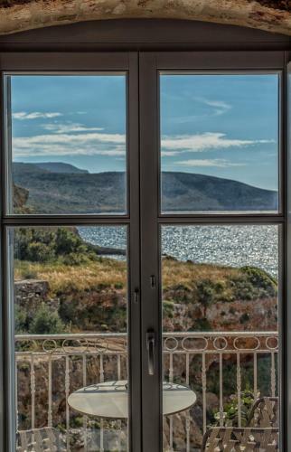 Ippola Boutique Hotel