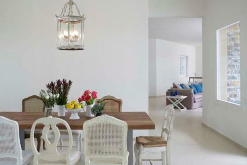Villa King