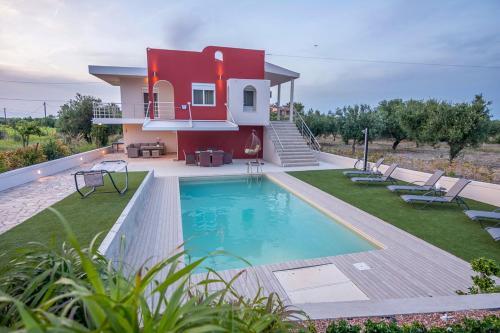 Fanes Villa Sleeps 8 With Pool And Air Con