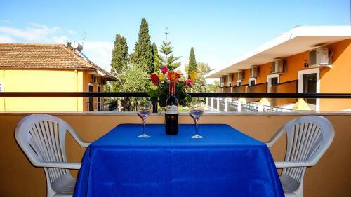 Napoleon Apartments Gouvia
