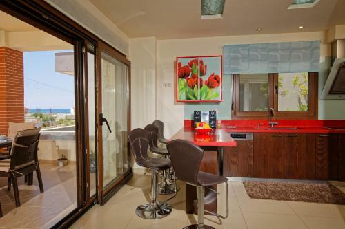 Beatiful Villa In Gouves Sea Views Crete