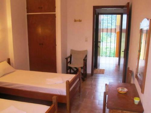 Anetta Apartments