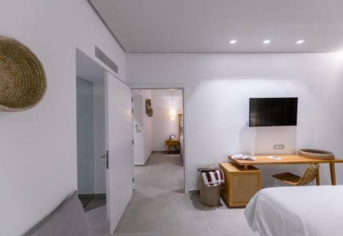 Messinian Icon Hotel & Suites