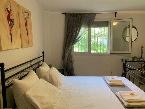 Maisonette Anastazia 60 M From Kalamitsi Beach