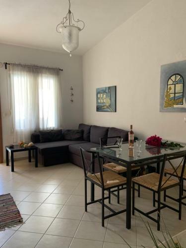 Maisonette Anastazia 60 M From Kalamitsi Beach
