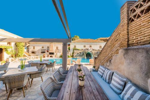 Garden Village Studios & Apartments