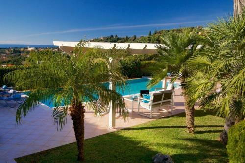 Kaligata Villa Sleeps 6 With Pool Air Con And Wifi