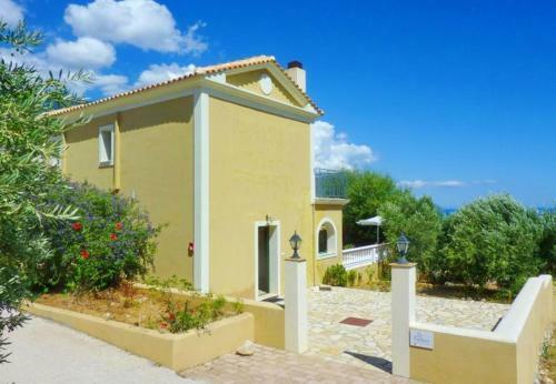 Karavadhos Villa Sleeps 5 With Pool And Air Con